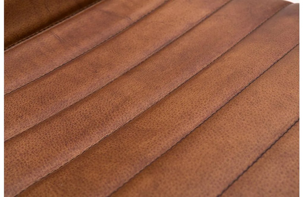 Goossens Eetkamerstoel Bryan cognac leer met armleuning, urban industrieel