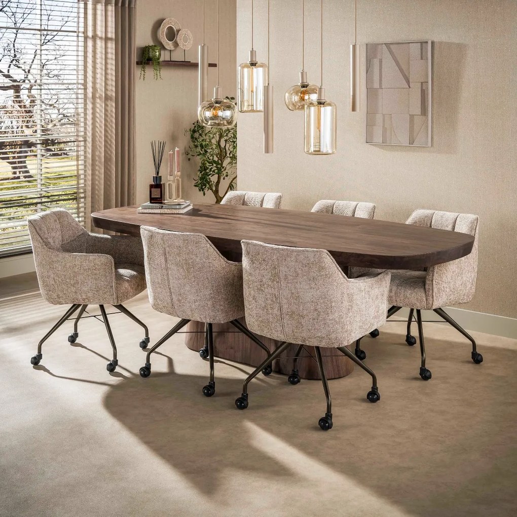 Eettafel Deens Ovaal 240 Cm - 240 X 105cm.