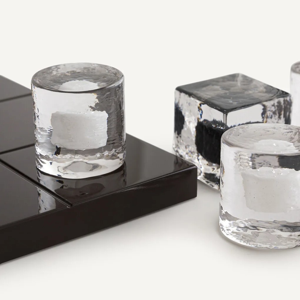 Tic-tac-toe-spel van mondgeblazen glas, PERSEE