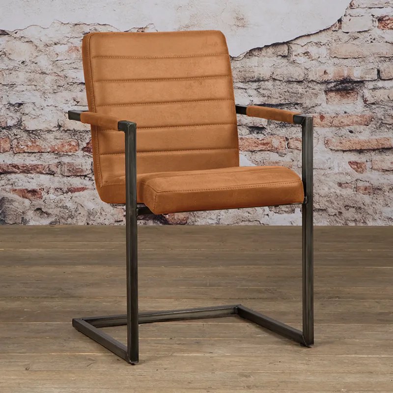 Stoere Eetkamerstoel Microvezel Bull Cognac