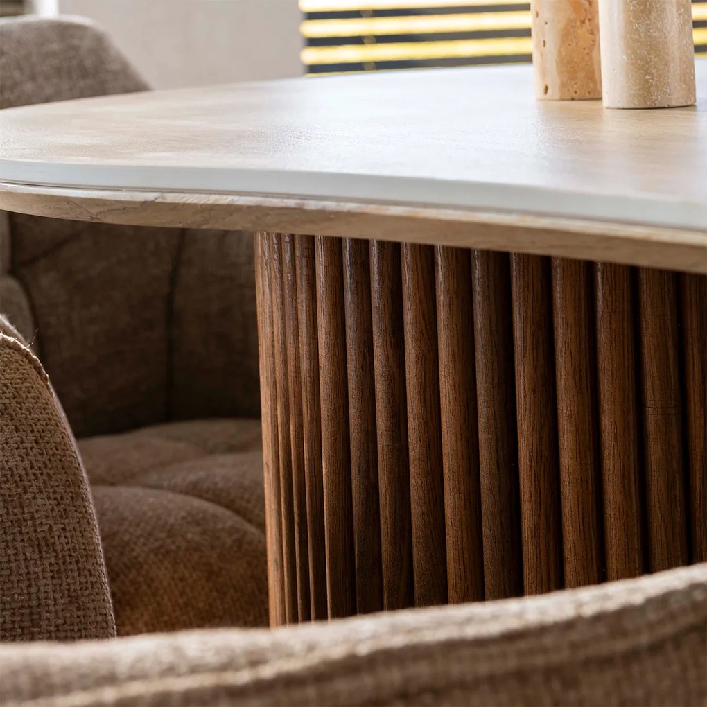 Niervormige Eettafel Travertin 215 Cm - 215 X 122cm.