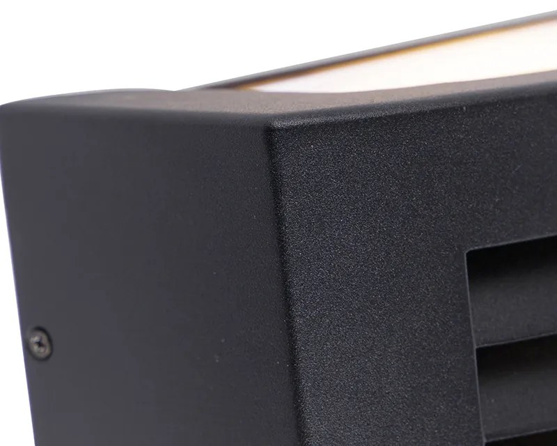 Moderne buiten wandlamp zwart IP44 - Hurricane 1