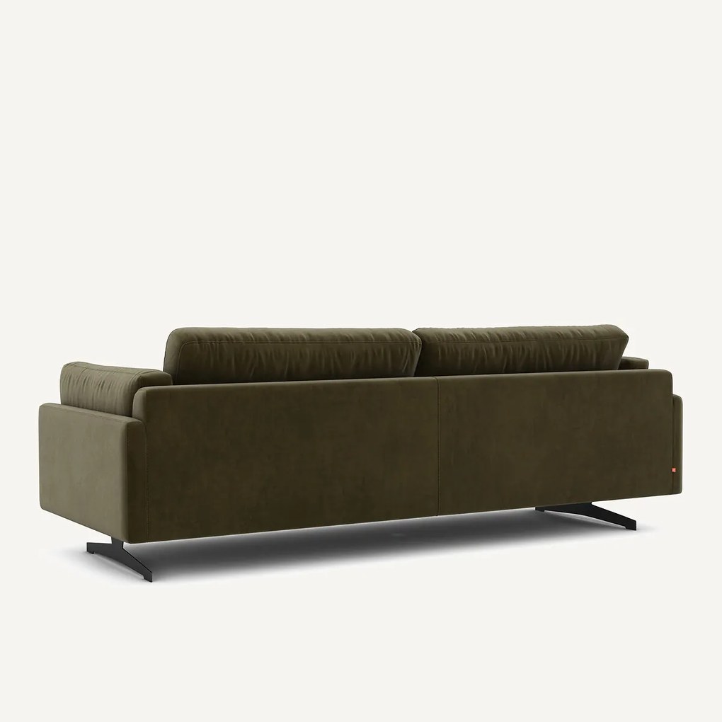 Bank in fluweel, César