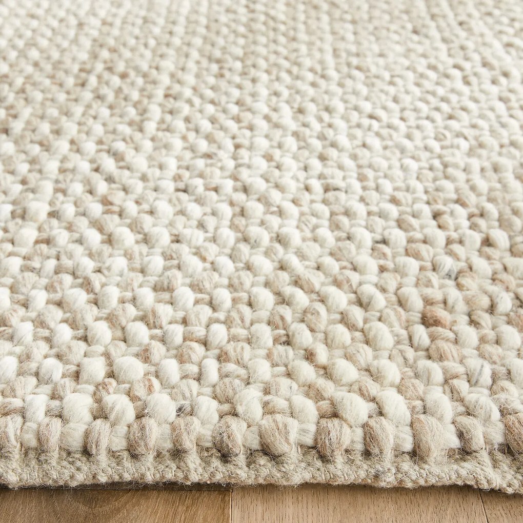 Bedmatje in dikke wol, handgeweven, Nisha