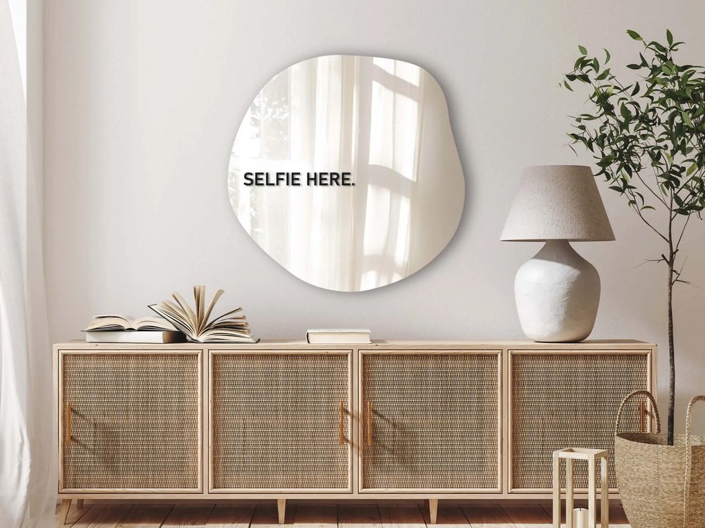 Spiegelsticker S22 – SELFIE HERE.