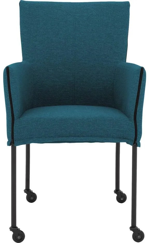 Goossens Eetkamerstoel Funk Zwarte Poten blauw stof met armleuning en Zwart skater wiel met zwarte kapmet wielen, modern design