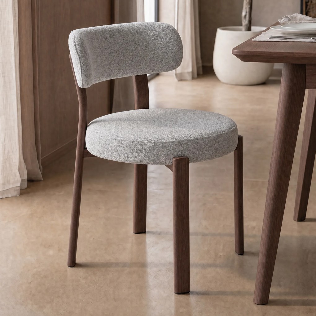 Walnoot Eetkamerstoel Met Beige Zitting