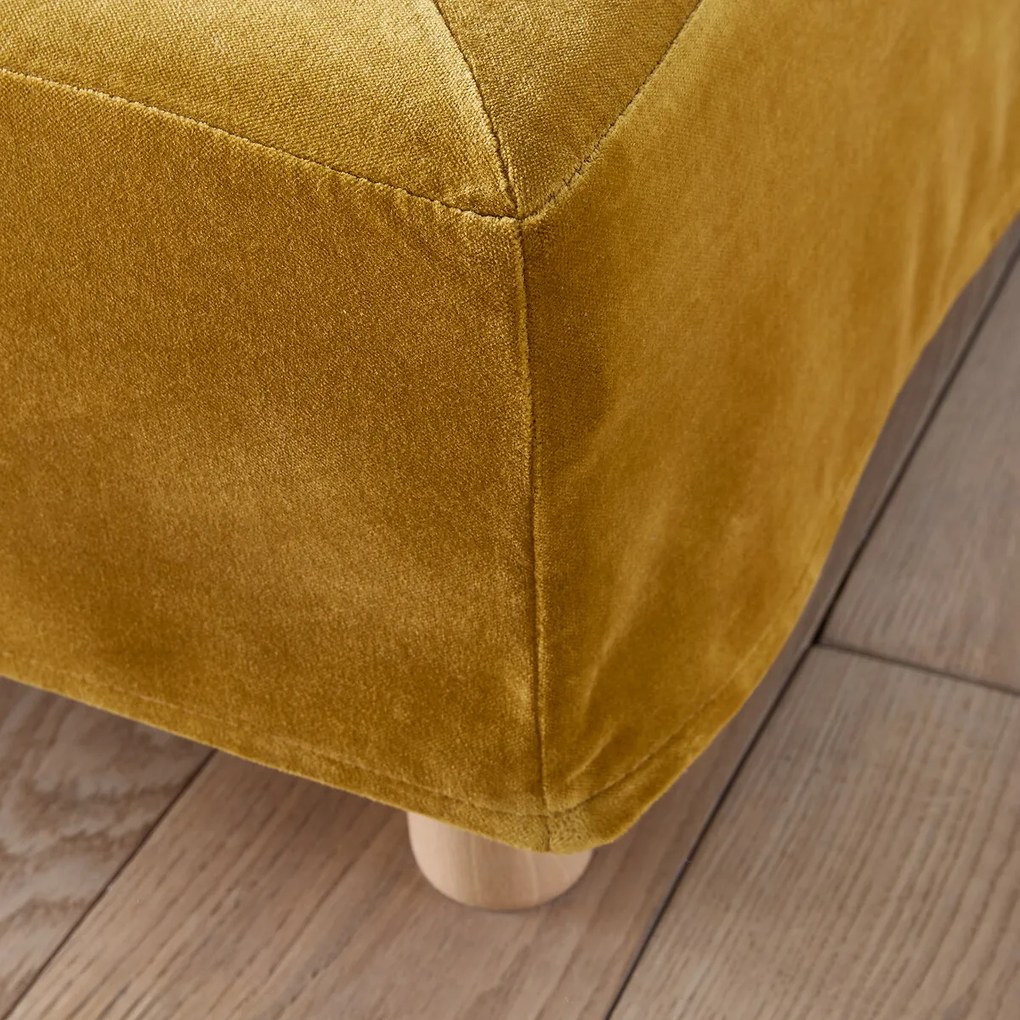 Bedrand in fluweel, Velvet
