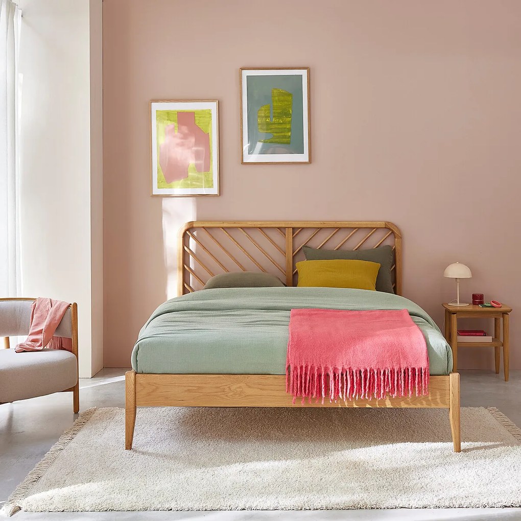 Bed met massief eiken basis en Anda eiken fineer
