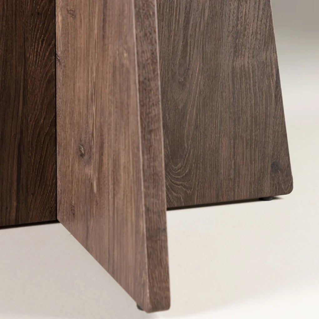 Ronde Eettafel Met Kruisvoet Bruin - 110 X 110cm.