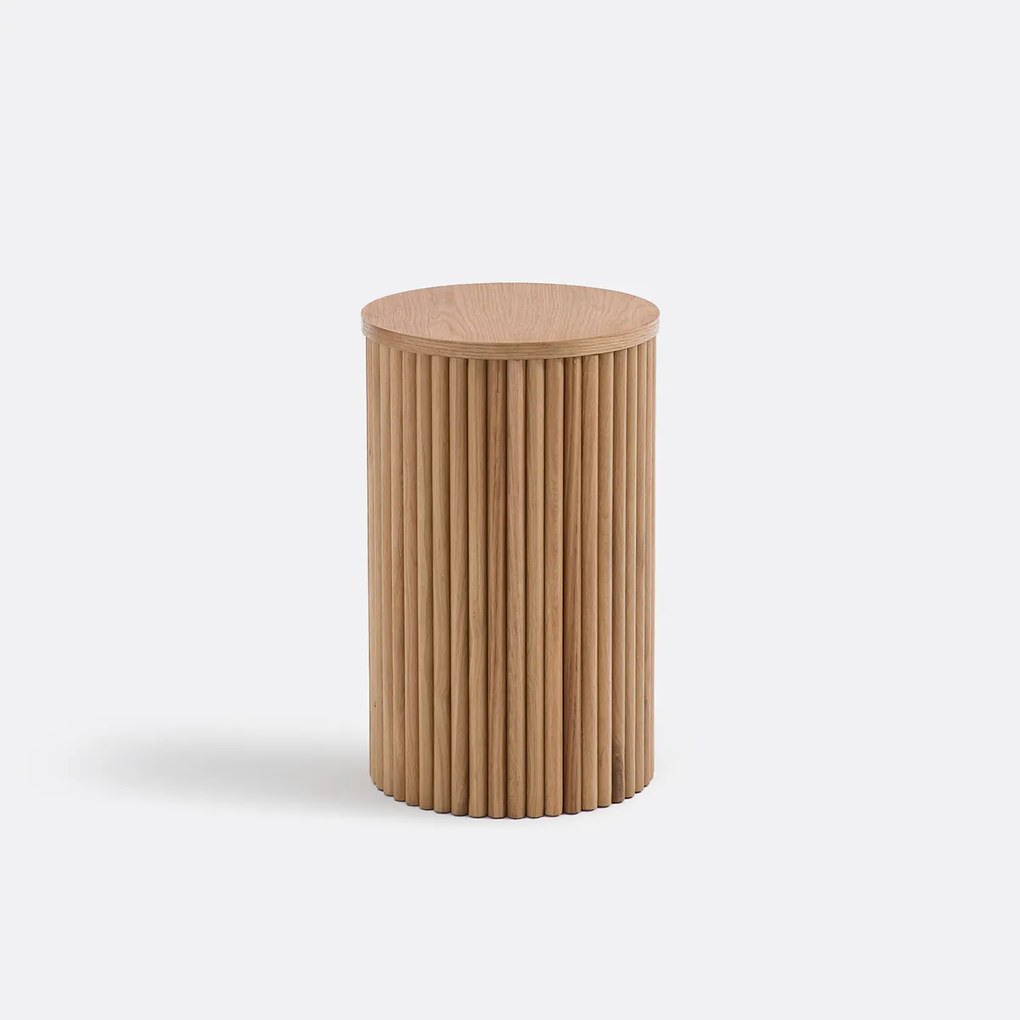 Bijzettafel van eiken en eikenfineer, Tamula