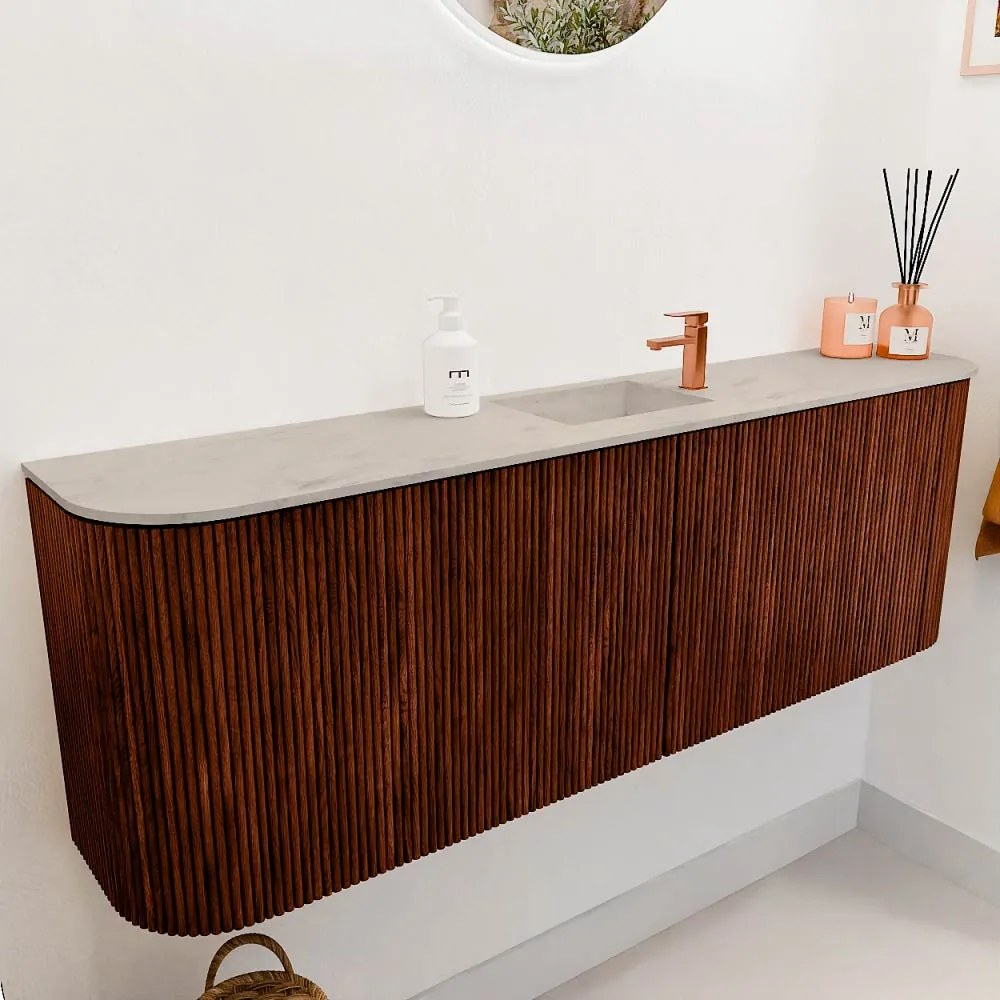 Mondiaz Joya DLux 125cm toiletmeubel ronding links/rechts ruby met wastafel faye midden 1 kraangat opalo