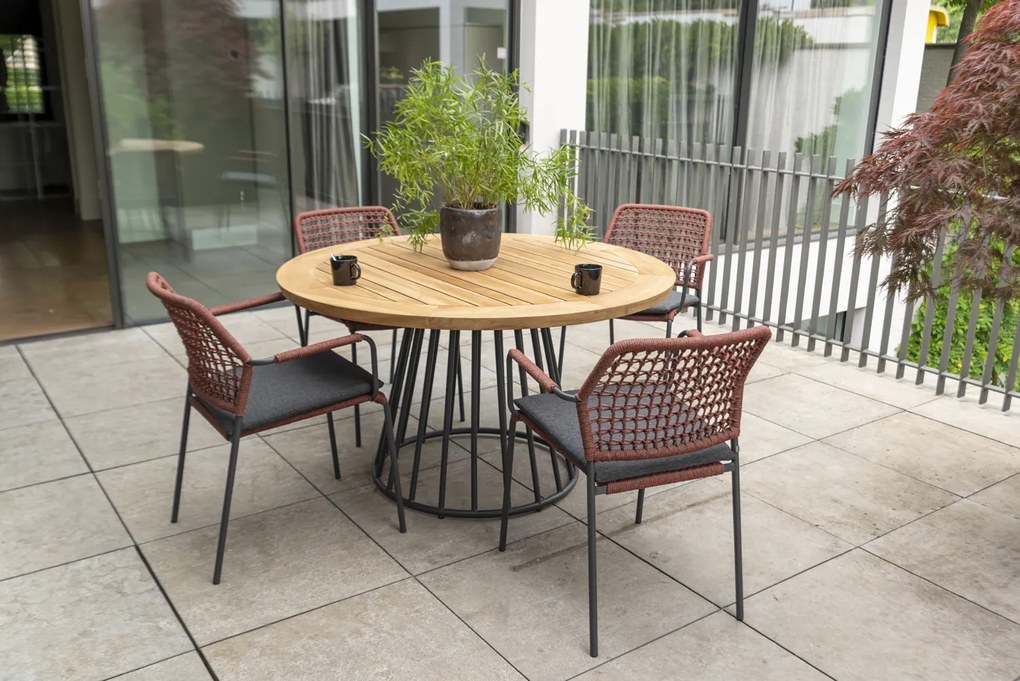 Taste by 4 Seasons Barista dining set terra cotta met Ambassador Boulevard tafel Ø 130 cm Tuinset houtkleur weerbestendig