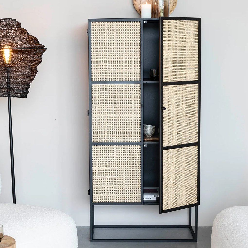 Japandi Kast Zwart Met Rotan - 70x38x145cm.