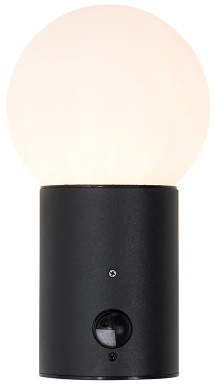 Buiten wandlamp zwart met opaal glas met bewegingssensor - Huma