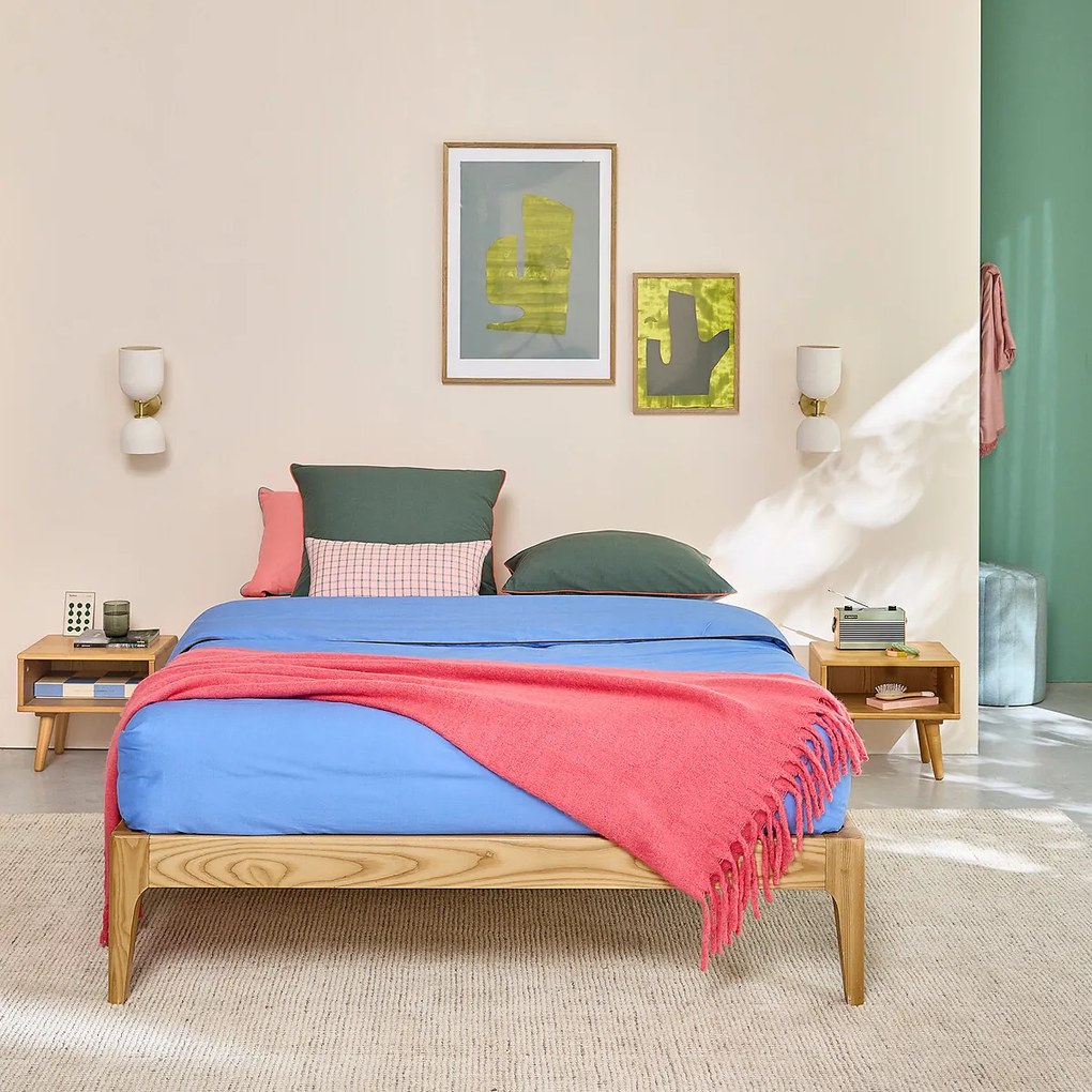 Bed in massief essenhout met lattenbodem , Agura