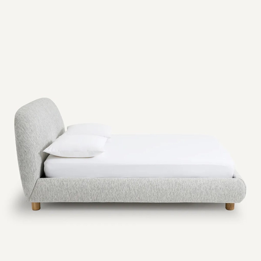 Organisch bed met bedbodem, Aude design E.Gallina
