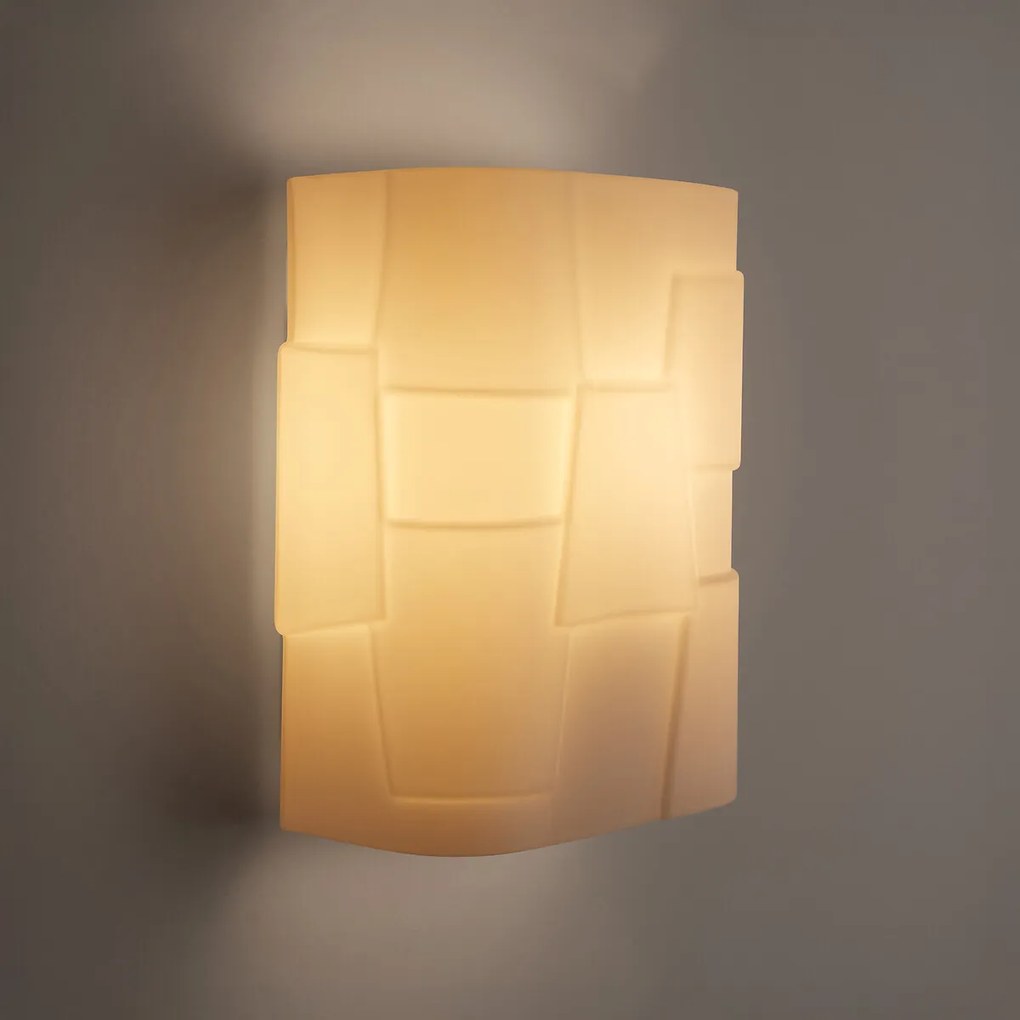 Wandlamp in opaline glas, PARTITIONE