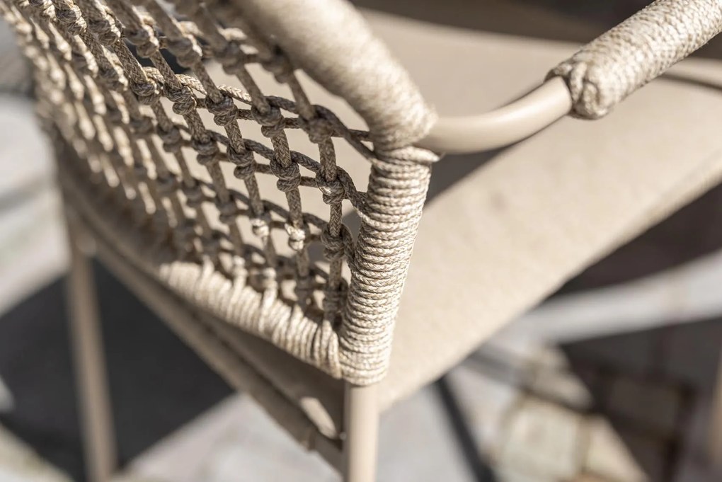 Taste by 4 Seasons Barista tuinset latte met Donato tuintafel latte met geprint keramisch blad Ø 160 cm Tuinset   beige weerbestendig