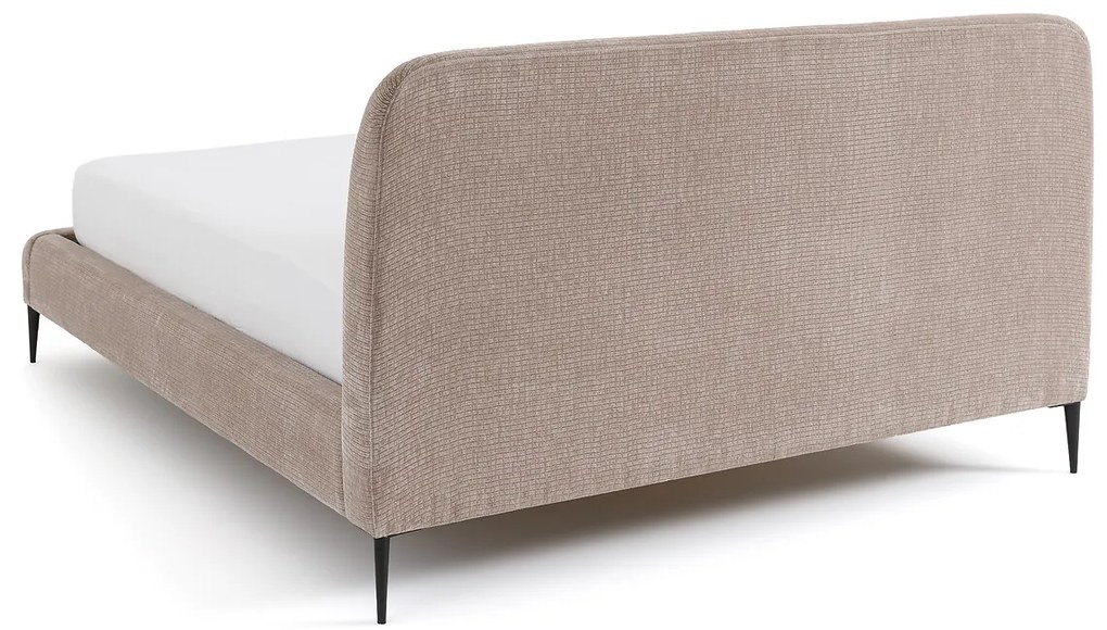 Fluwelen bed met bedbodem, Oscar design E. Gallina