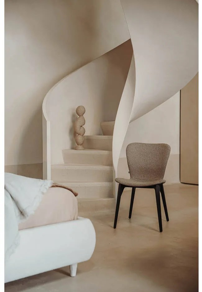 Goossens Eetkamerstoel Bordeaux bruin stof leuning, elegant chic