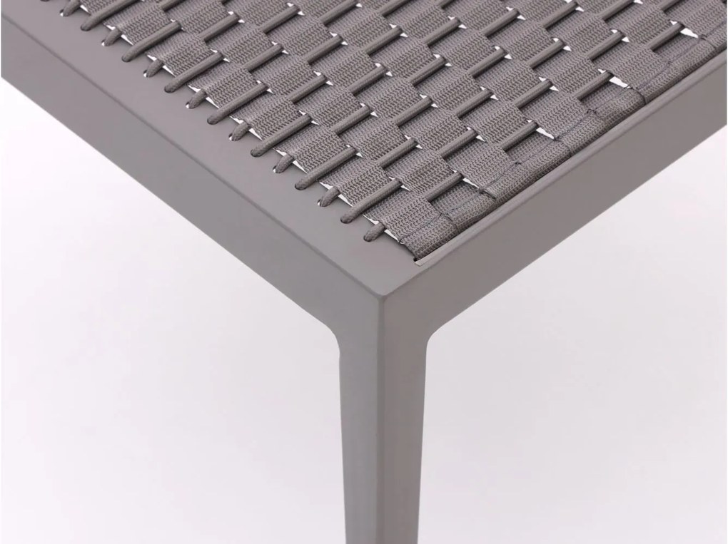 Apple Bee Fiji voetenbank 50x54cm