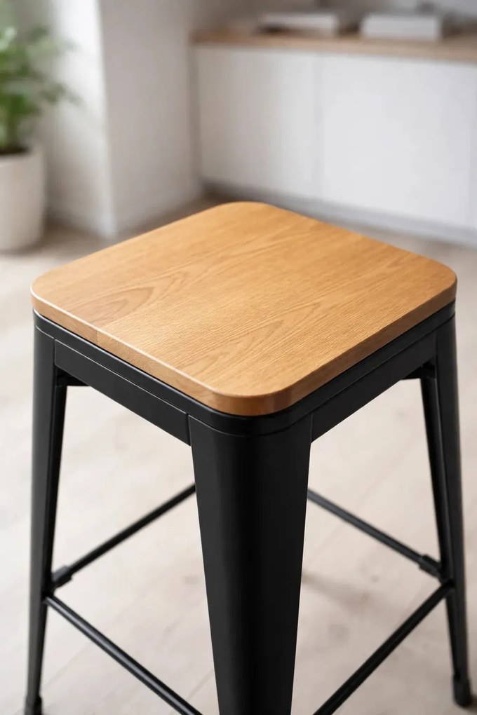 Torix hoge kruk van natuurlijk hout