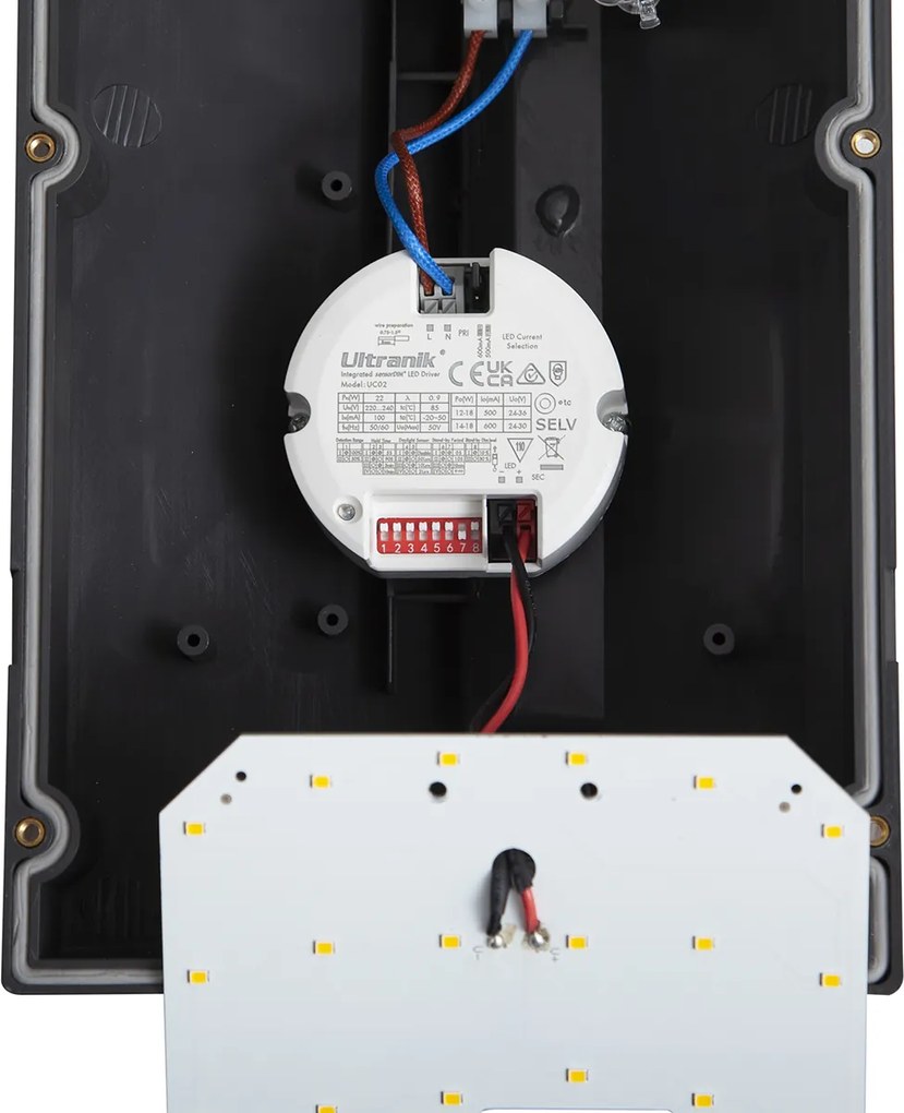 Moderne buiten wandlamp donkergrijs incl. LED IP65 met bewegingssensor - Marek