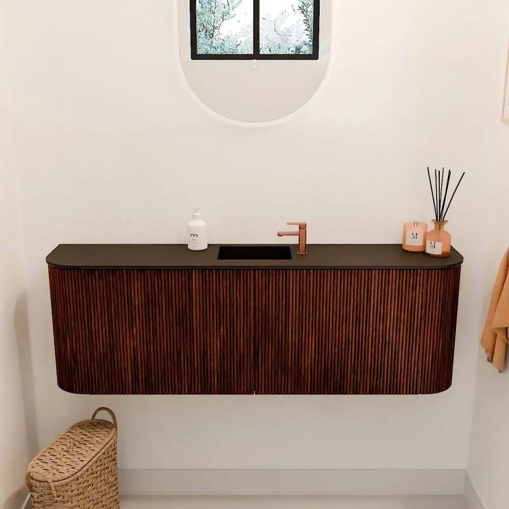 Mondiaz Joya 125cm toiletmeubel ronding links/rechts ruby met wastafel faye midden 1 kraangat urban