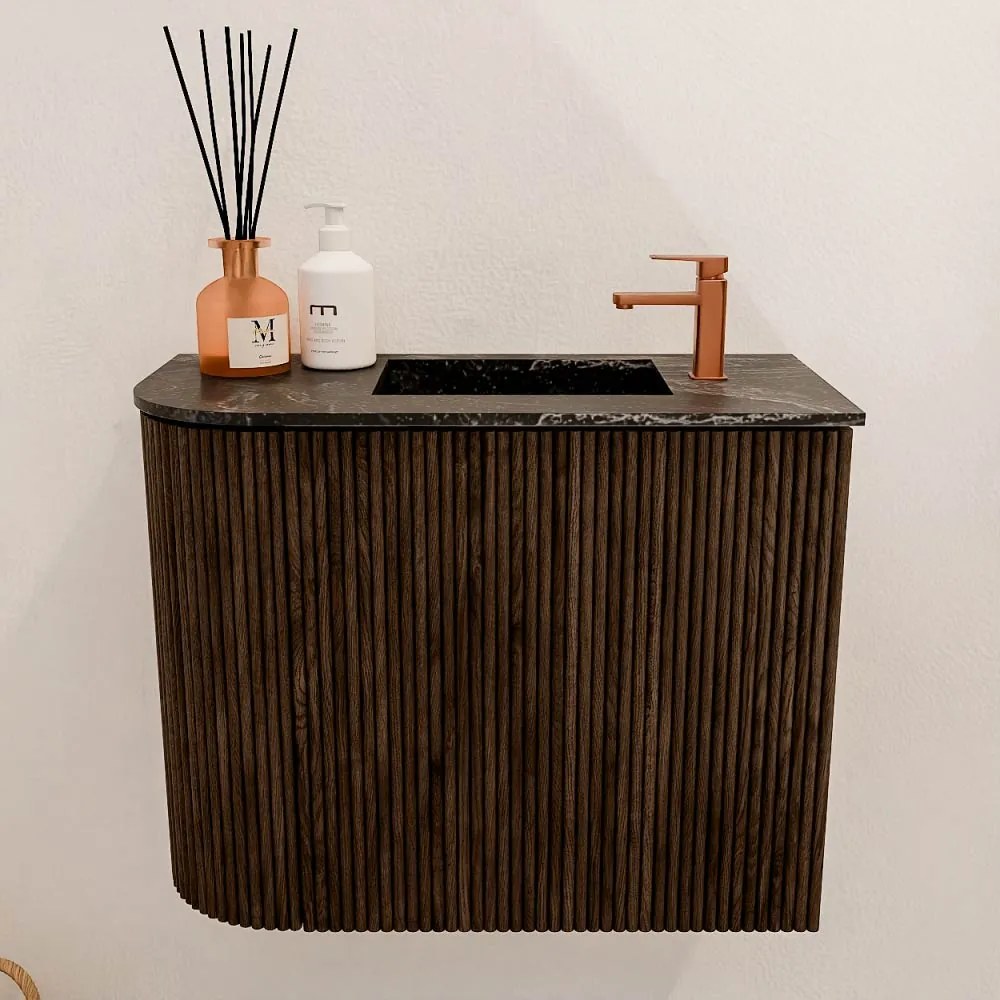 Mondiaz Joya DLux 50cm toiletmeubel ronding links walnut met wastafel faye rechts 1 kraangat lava