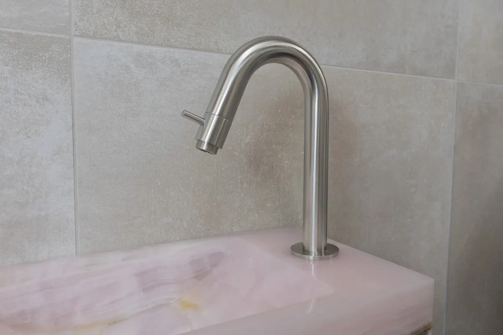 Saniclear Pink Onyx fonteinset met gebogen kraan in RVS