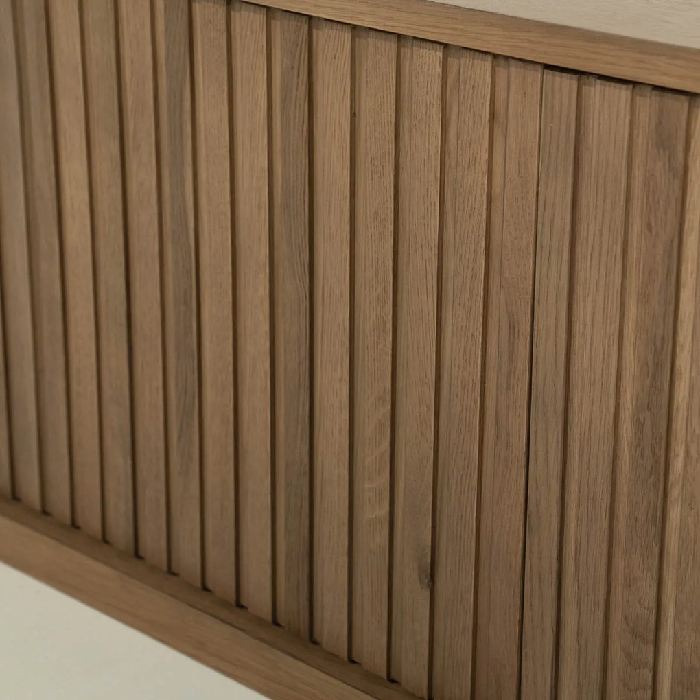 Eleonora Milo Eiken Tv-meubel Met Schuifdeuren 240 Cm Bruin - 240x42x43cm.