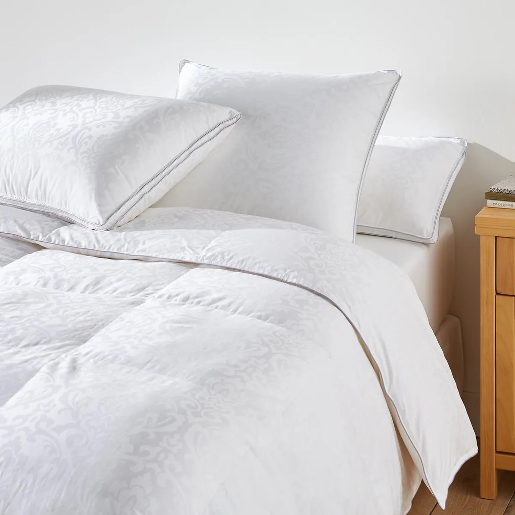 Zeer warm premium dekbed 30 % dons, antihuisstofmijt
