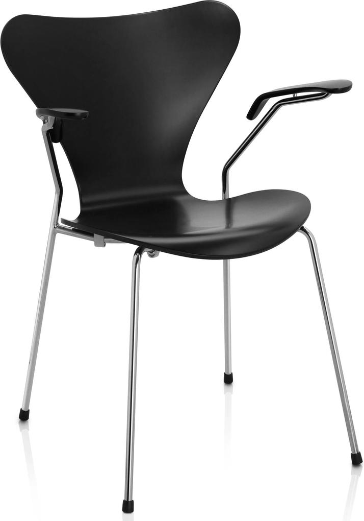 Fritz Hansen Vlinderstoel Series 7 stoel met armleuningen gelakt zwart