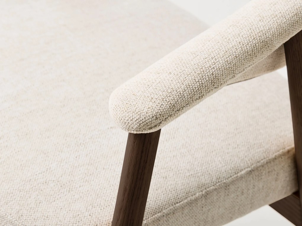 GARDA crème beige (stof Harmony 110) / gerookt eiken gelakt - GESTOFFEERDE STOEL VOOR WOONKAMER/EETKAMER