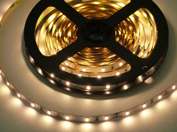 LED Strip, 5 Meter, 5 Watt/meter, 2835 LED's, Warm Wit