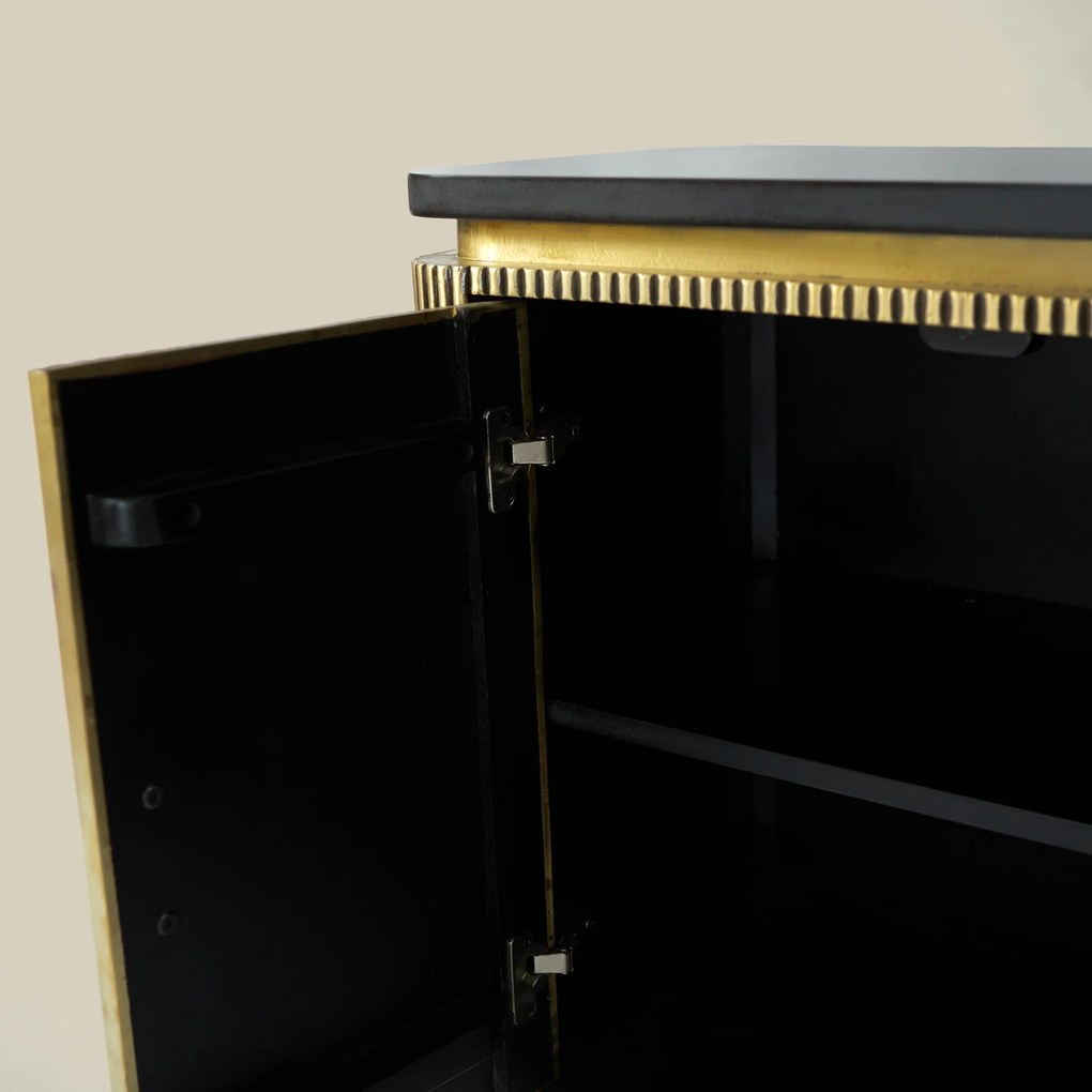 Ovaal Dressoir Goud Met Ribbels - 80x40x80cm.