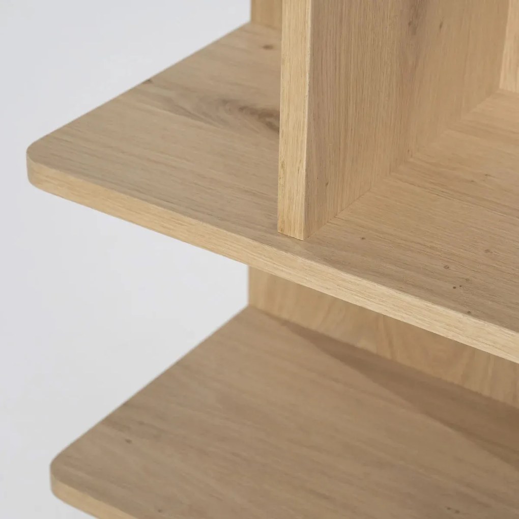 Eleonora Renee Groot Wandrek Eiken - 105x105x30cm.