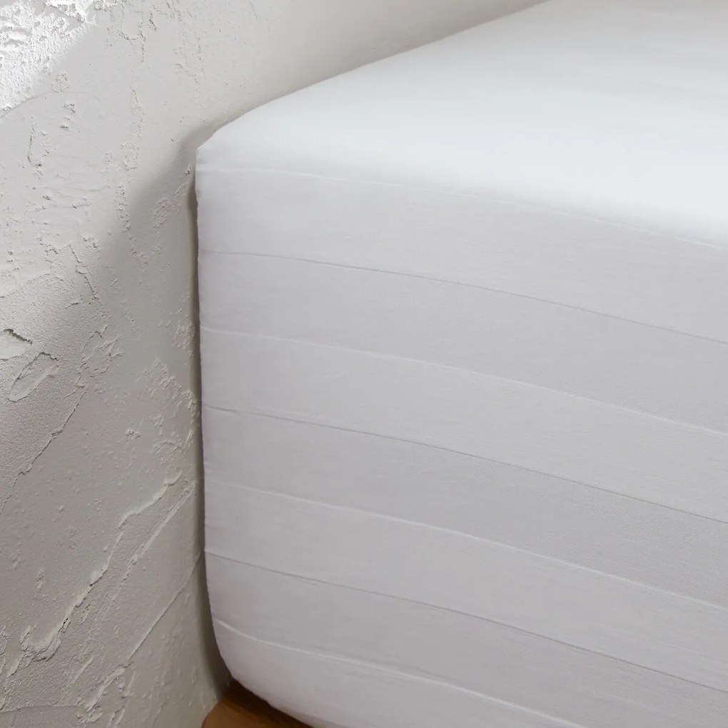 Hoeslaken van 118 draden gewassen katoensatijn, Victor gestreept