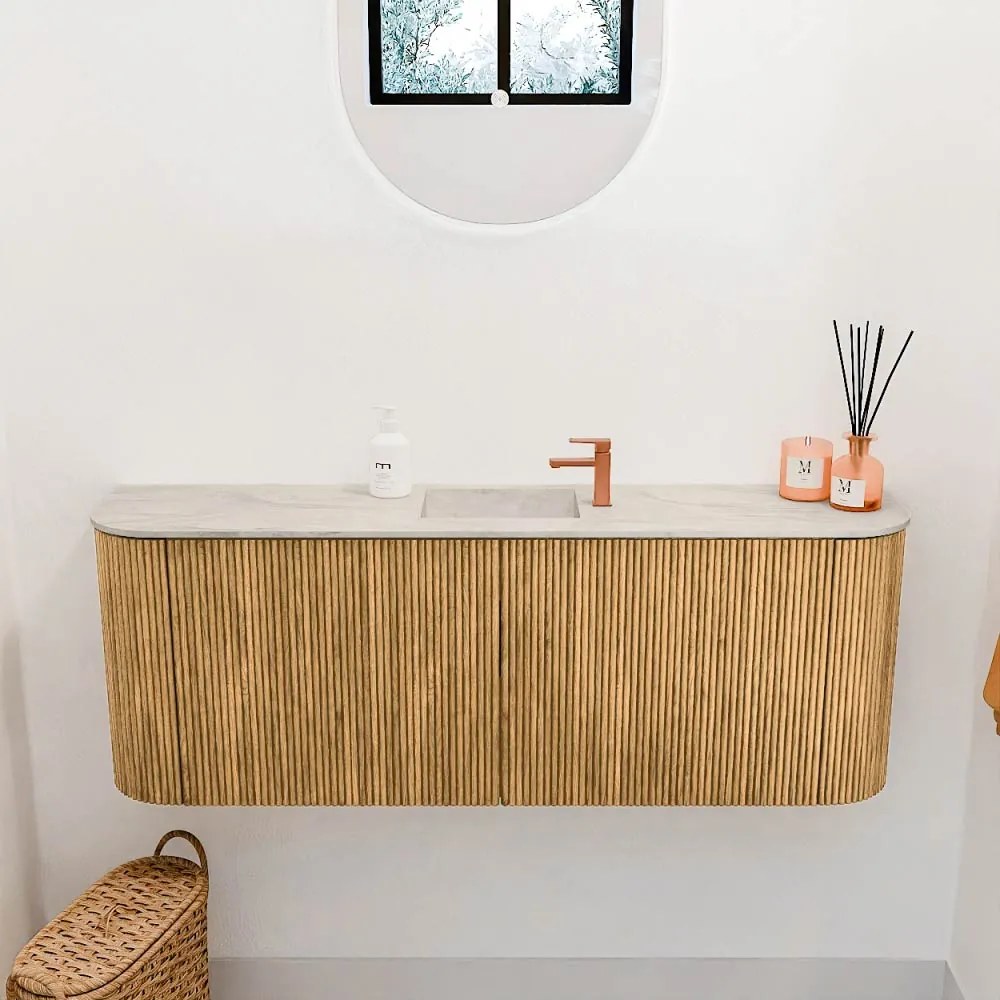 Mondiaz Joya DLux 115cm toiletmeubel ronding links/rechts oak met wastafel faye midden 1 kraangat ostra
