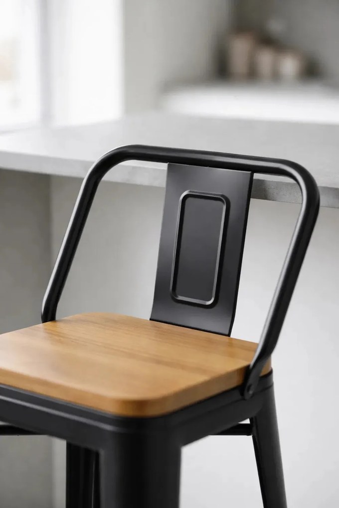 Kruk Torix met rugleuning van natuurlijk hout