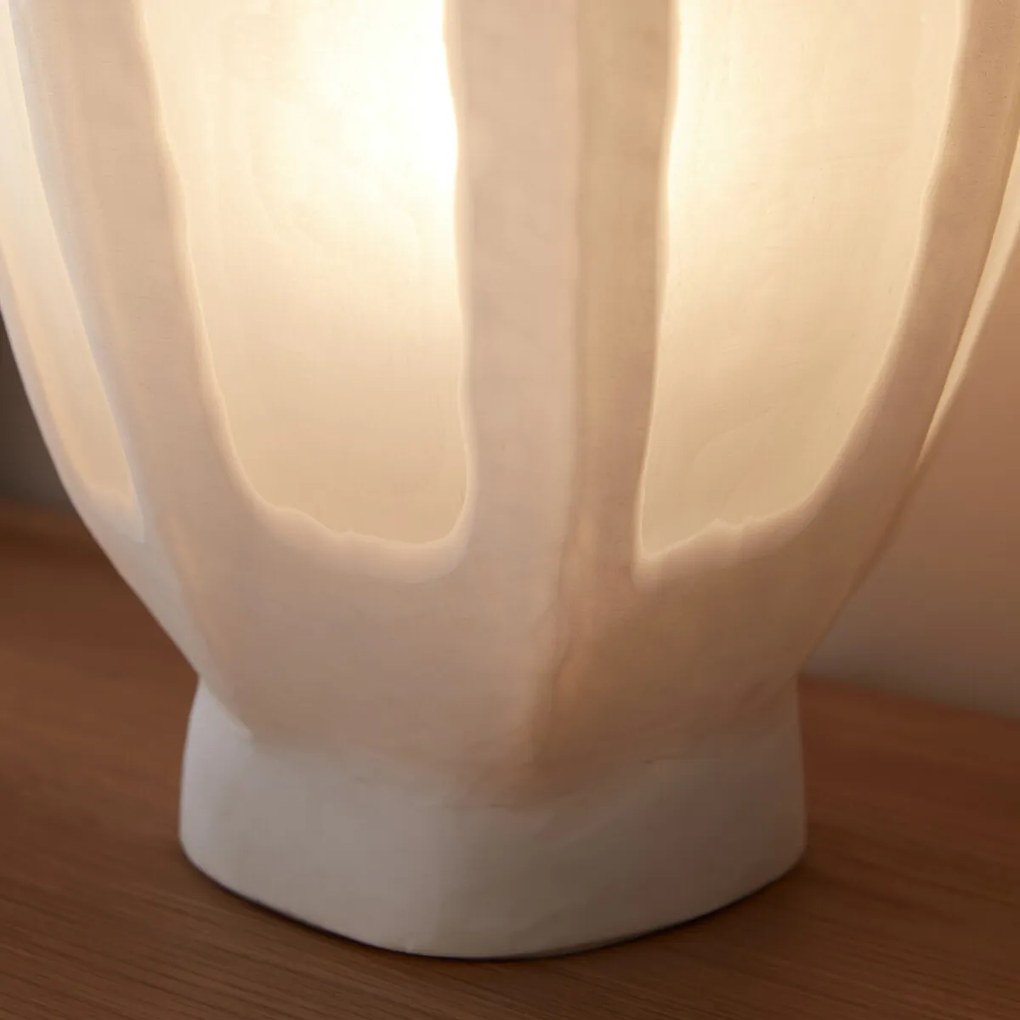 Zeshoekige lamp in mat en ondoorzichtig glas, Halkide