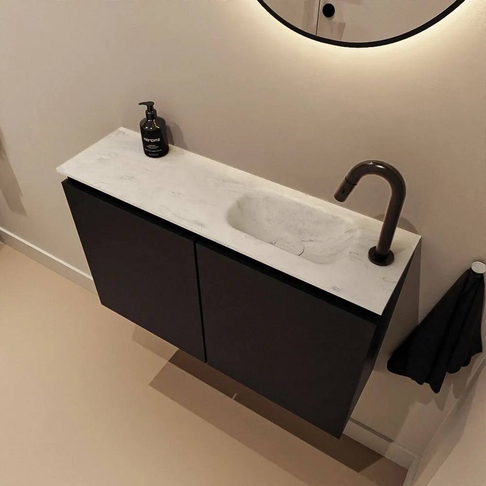 Mondiaz Ture DLux toiletmeubel 80cm urban met wastafel opalo rechts met kraangat