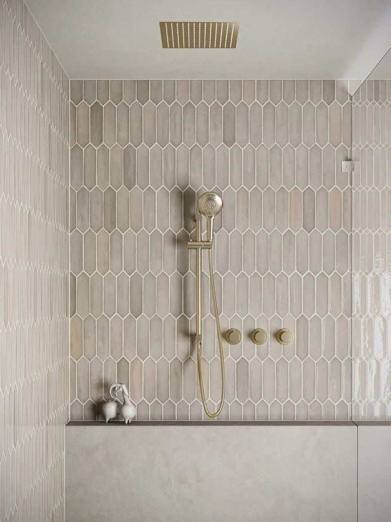 Saniclear Plus inbouw regendouche met inbouw douchekop 30x30cm, glijstang en 2 standen handdouche geborsteld messing - mat goud