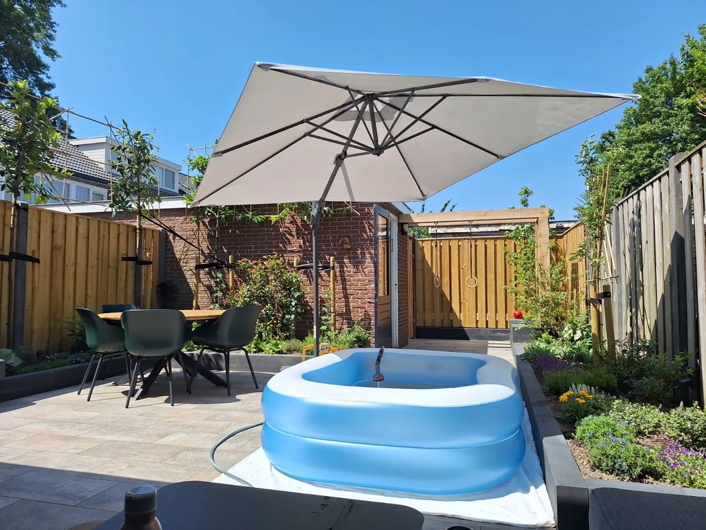 Platinum Voyager zweefparasol T2 2,7x2,7 - Grijs met ingraafvoet en hoes