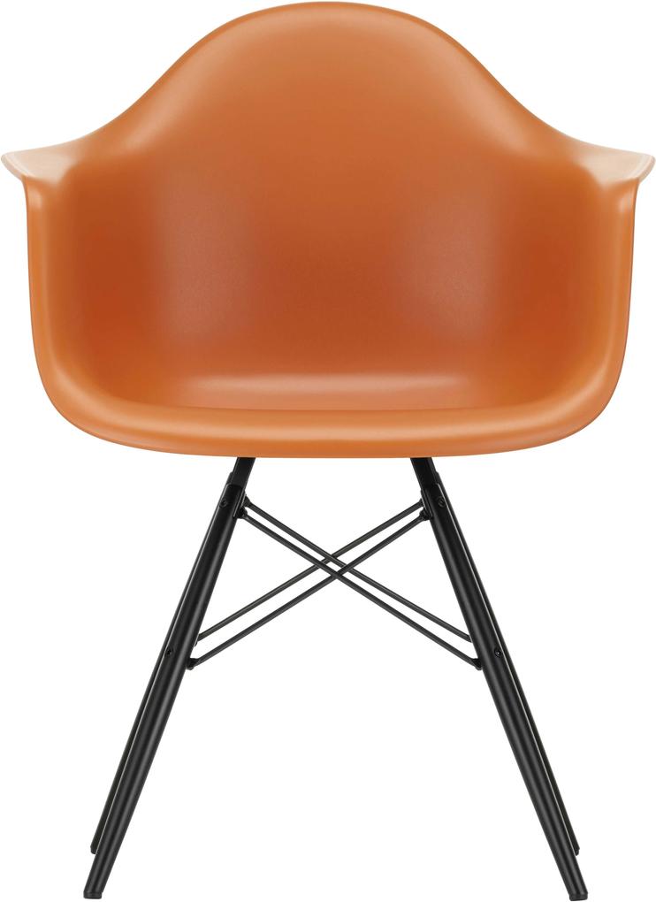 Vitra Eames DAW stoel met zwart esdoorn onderstel Rusty orange