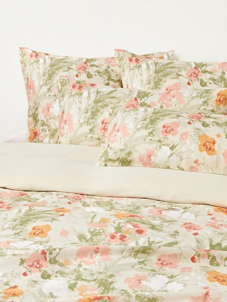 Katoensatijnen dekbedovertrek Anthea met bloemenpatroon