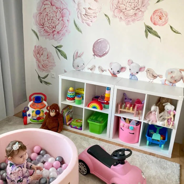 INSPIO Muurstickers - Aquarel dieren achter de commode
