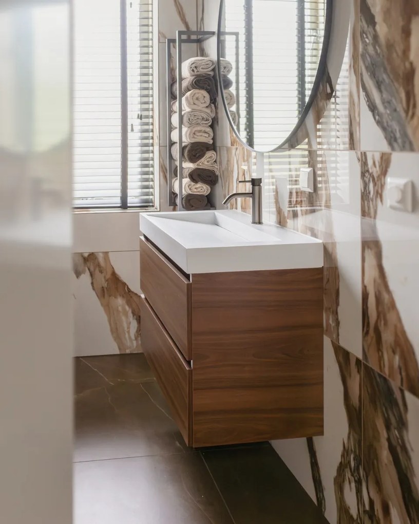 Fontana Elena badkamermeubel 80cm walnoot met solid surface wastafel 1 kraangat