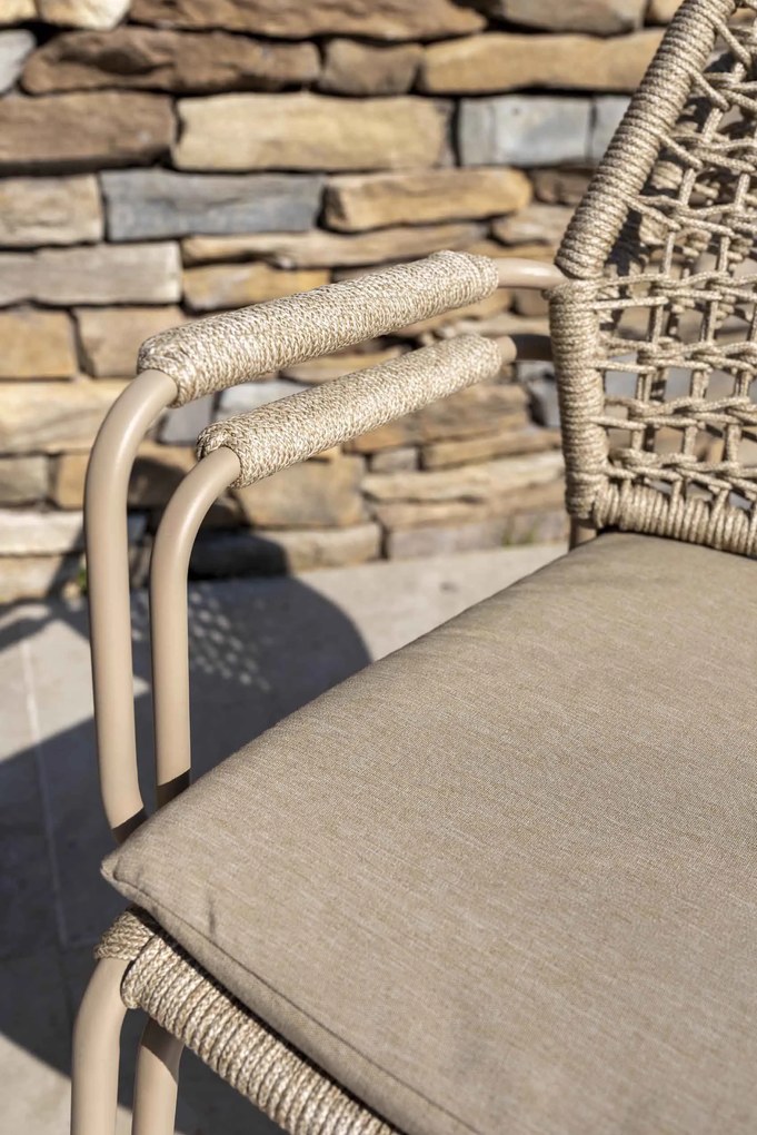 Taste by 4 Seasons Barista tuinset latte met Prado teak tafel met rond blad Ø 160 cm Tuinset beige weerbestendig